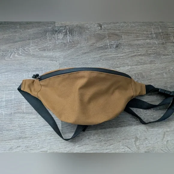 Uniqlo Tan Belt Bag - Picture 1 of 4